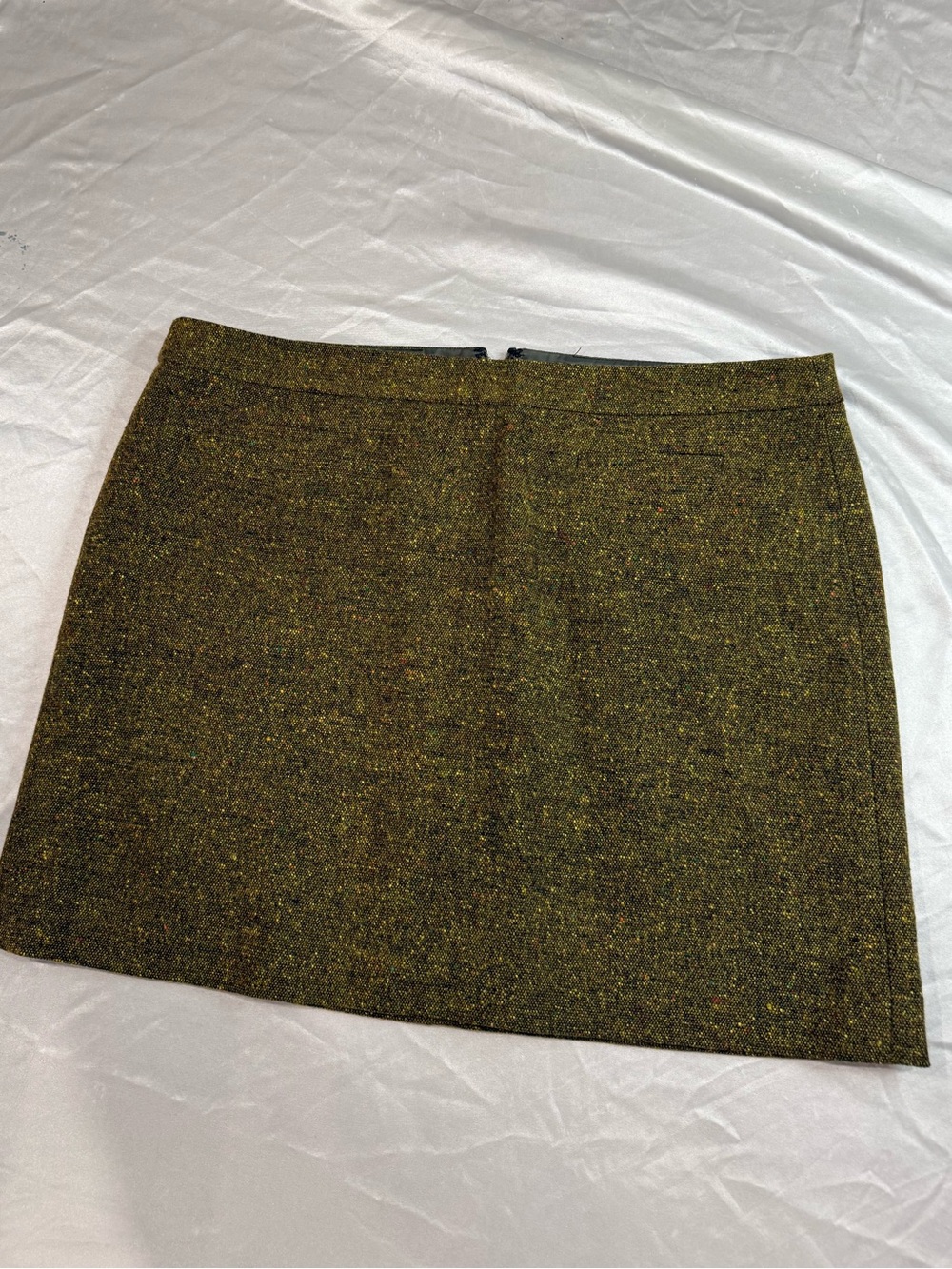 LOFT Olive Green Tweed Mini Skirt - Picture 6 of 7